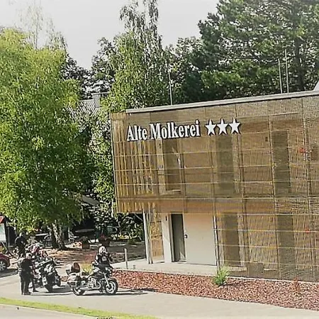 & Restaurant Alte Molkerei Ξενοδοχείο 3*