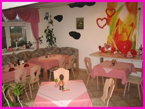 & Restaurant Alte Molkerei Otel 3*